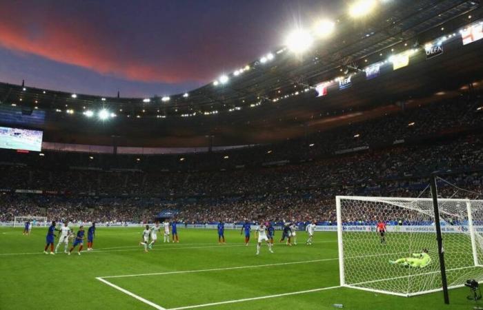 Was sind vor Frankreich – Israel die schlechtesten Zuschauerzahlen für die Blues im Stade de France?