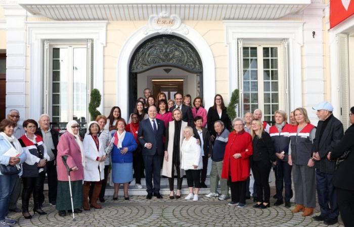 Albert und Charlène unterstützen das Rote Kreuz von Monaco