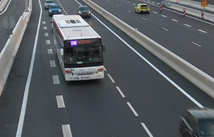 die M351, eine umgebaute Autobahn am Eingang zu Straßburg