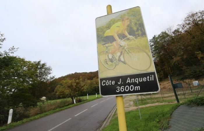 Das Peloton wird zum ersten Mal die Côte Jacques-Anquetil erklimmen