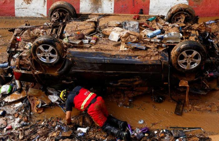 Tödliche Überschwemmungen in Valencia: 26 Ausländer unter den 216 Opfern, 104 waren 70 Jahre oder älter