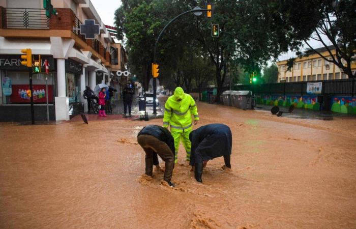 Nach der Aufhebung der roten Alarmstufe tauchen in Spanien erschreckende Bilder neuer Überschwemmungen auf