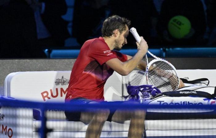 ATP – Finals > Justine Henin über Daniil Medvedev: „Sein Verhalten ist lächerlich, unreif und umwerfend. Es ist ein bisschen bedauerlich und fördert nicht den Tennissport auf hohem Niveau.“