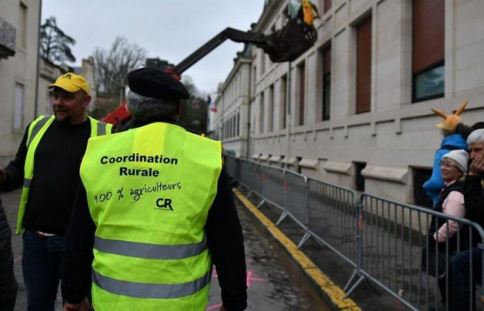 Die ländliche Koordination der Dordogne ruft für Dienstagmorgen zu Demonstrationen vor der Präfektur auf