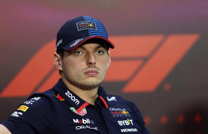 Verstappen witzelt und hofft, die allgemeine Formel-1-Präsentation 2025 in London zu verpassen