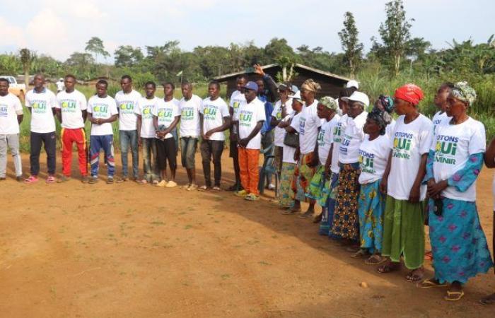 Referendum: In Louétsi-Bibaka wählte Nzengue Mayila Nähe für „Ja“ | Gabonreview.com