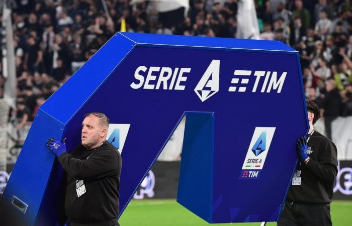 Fernsehen: Die Serie A ist in Frankreich kostenlos, im Moment ist sie kostenpflichtig