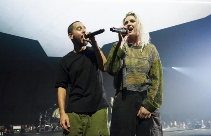 Linkin Park nutzt die Königinnen der Steinzeit für einen Tourstopp in LA