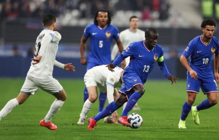 Die Blues qualifizierten sich trotz eines enttäuschenden und schweren Unentschiedens gegen Israel für das Viertelfinale