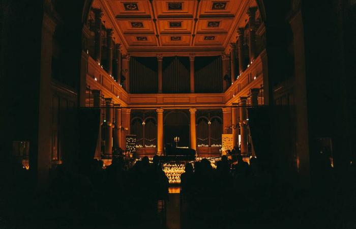 Candlelight ist eine Hommage an Jean-Jacques Goldman in Paris 7