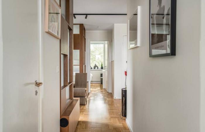 Eine renovierte 87 m² große Wohnung im Mid-Century-Stil