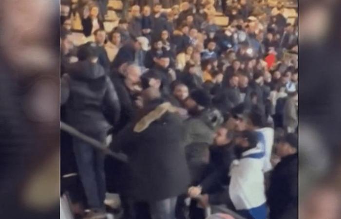 Handgemenge auf der Tribüne des Stade de France