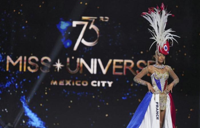 Indira Ampiot für Miss Universe