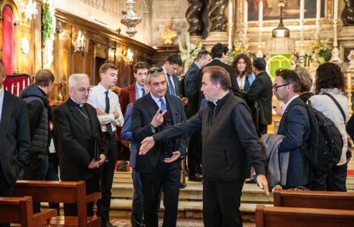 Die Sicherheitskräfte des Vatikans untersuchen die zukünftige Route des Papstes nach Ajaccio