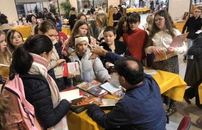 Die Touquet-Buchmesse öffnete an diesem Freitag ihre Pforten mit einem Tag, der den Schulen gewidmet war