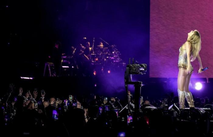 Taylor Swifts Eras Tour landet in Toronto mit einem kathartischen, gemeinschaftlichen Konzert im Spektakelformat