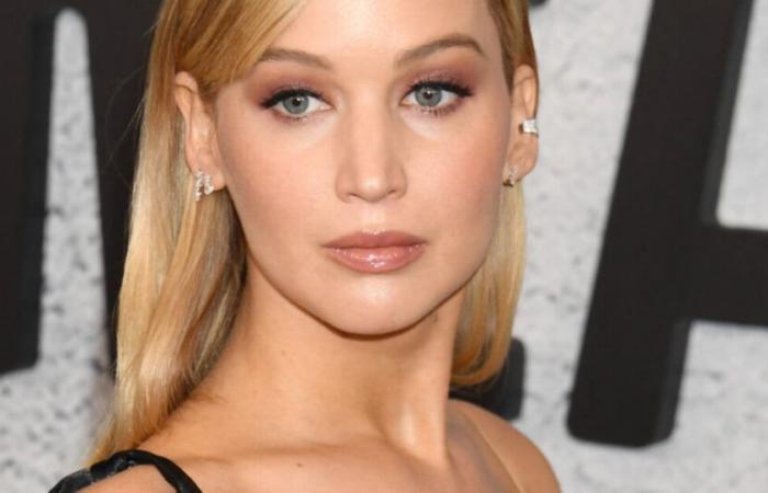 Jennifer Lawrence schwanger: Die großartige werdende Mutter verbirgt auf dem roten Teppich nichts von ihren Kurven