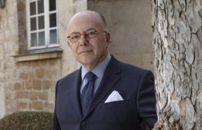 Der ehemalige Premierminister Bernard Cazeneuve lud zu einer Buchmesse in der Nähe von Caen ein