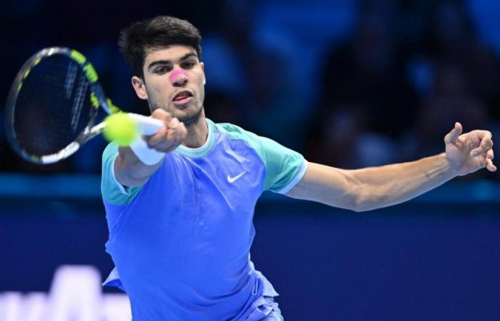 Masters Cup: Carlos Alcaraz kann mit Zverevs Raketen nicht umgehen und verabschiedet sich zu den ATP Finals in Turin