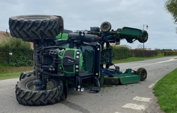 Der Traktor kippt um, der Fahrer bleibt unverletzt