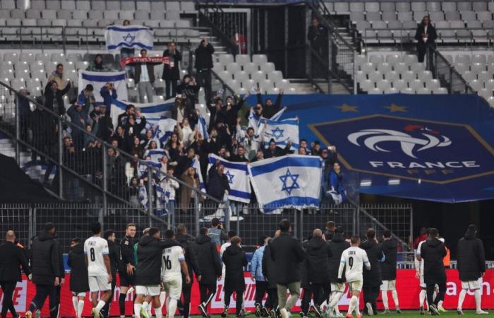 Unentschieden vor leerem Stadion und in Ruhe, trotz einer kurzen Schlägerei auf der Tribüne