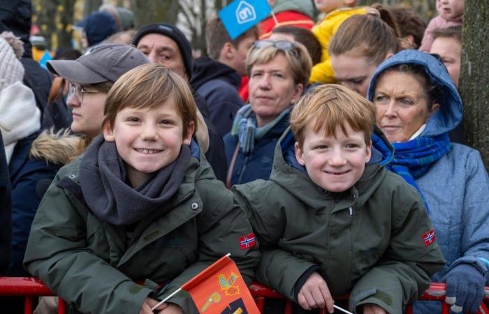 Sinterklaas kommt in Antwerpen an und hat gute Nachrichten: „Dieses Jahr gibt es keine ungezogenen Kinder“ (Antwerpen)