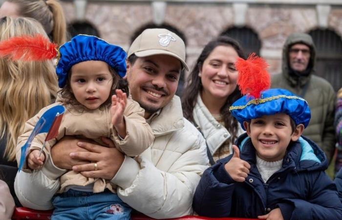 Sinterklaas kommt in Antwerpen an und hat gute Nachrichten: „Dieses Jahr gibt es keine ungezogenen Kinder“ (Antwerpen)