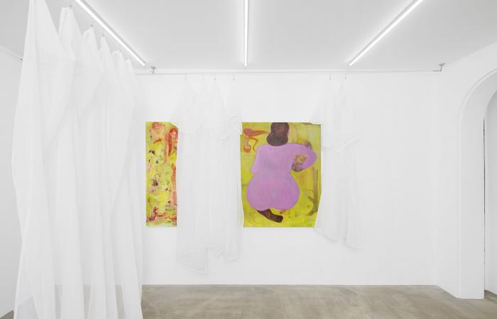 Jessy Razafimandimby in der Sans-Titer-Galerie