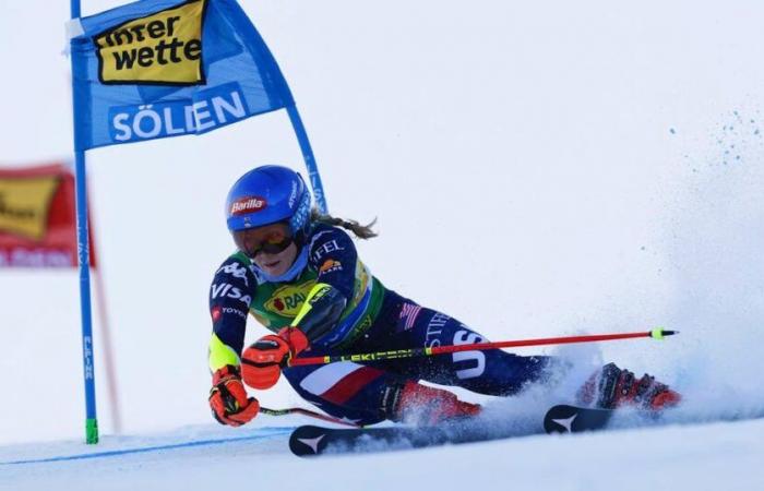 Levi: Shiffrin übernimmt die Führung, die Schweizerin hinkt hinterher