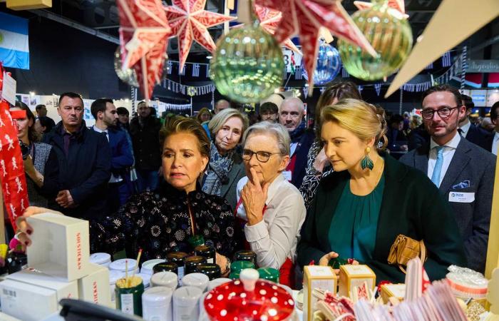 Großherzogin Maria Teresa und ihre Schwiegertochter Stéphanie unternehmen eine Wohltätigkeits-Weltreise zum Bazar International Luxembourg