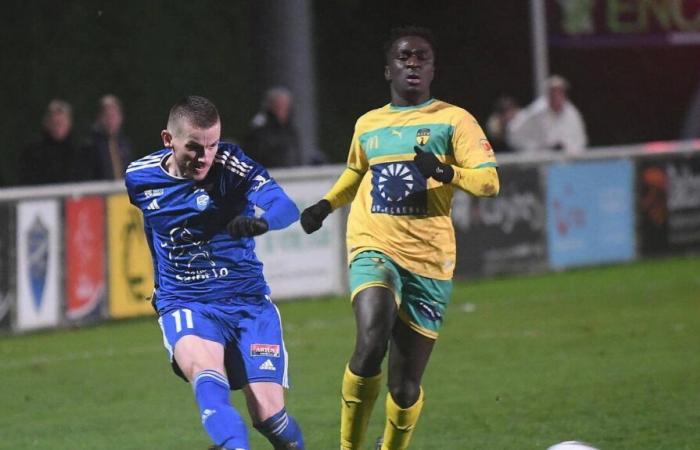 Dives-Cabourg eröffnet den Torreigen in Saint-Lô (0-1)