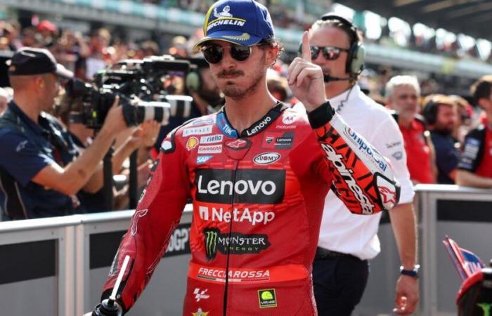 Mit seinem Sieg im Sprint in Barcelona sorgt Francesco Bagnaia für Spannung