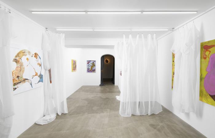 Jessy Razafimandimby in der Sans-Titer-Galerie