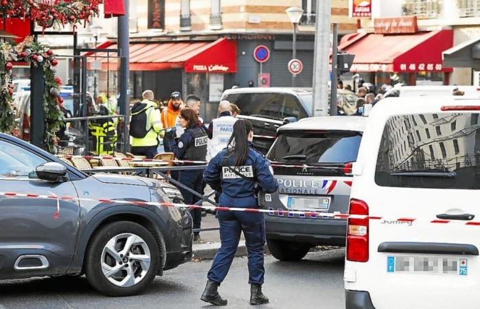 In Issy-les-Moulineaux läuft eine Geiselnahme, ein Mann verschanzt sich im Restaurant seines Vaters