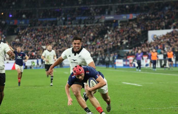 Frankreich – All Blacks: Die Blues bieten sich nach einem spannenden Spiel einen weiteren prestigeträchtigen Sieg gegen die Neuseeländer an