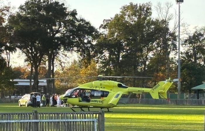 Er bricht am Ende eines Spiels zusammen, ein 15-jähriger Rugbyspieler wird in einem besorgniserregenden Zustand per Flugzeug geflogen