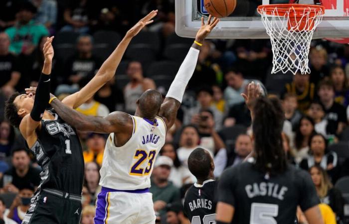 NBA: Gegen LeBron James und die Stars der Lakers traf Victor Wembanyama auf jemanden, der stärker war als er