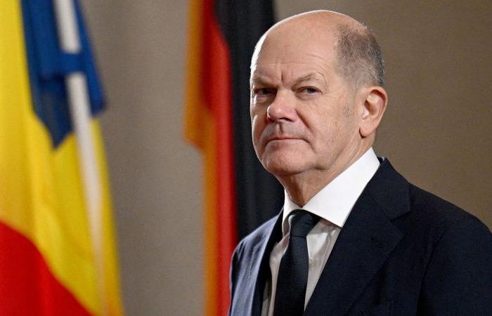 Der deutsche Politiker Scholz ruft Putin an und beendet damit die westliche Isolation gegenüber der Ukraine