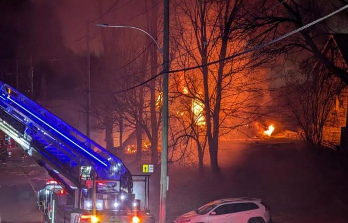 Zwei Personen werden nach Großbrand in St-Georges vermisst