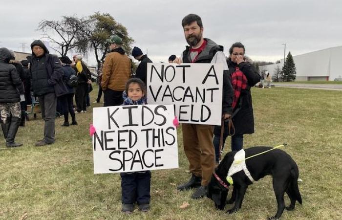 Proteste gegen Kuppeln für Neuankömmlinge in Ottawa