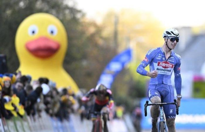 Nach all seinen Ehrenplätzen: Niels Vandeputte gewinnt Flandriencross in Hamme nach einer harten letzten Runde