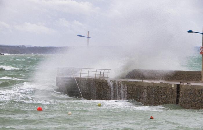 Anfang der Woche weht es kräftig, an der Atlantikküste Böen bis zu 110 km/h