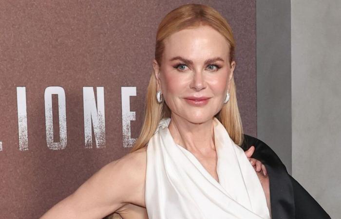 Nicole Kidman (57 Jahre alt) posiert oben ohne und enthüllt ihr Gesäß, der Star ist für ein großes Magazin fast nackt