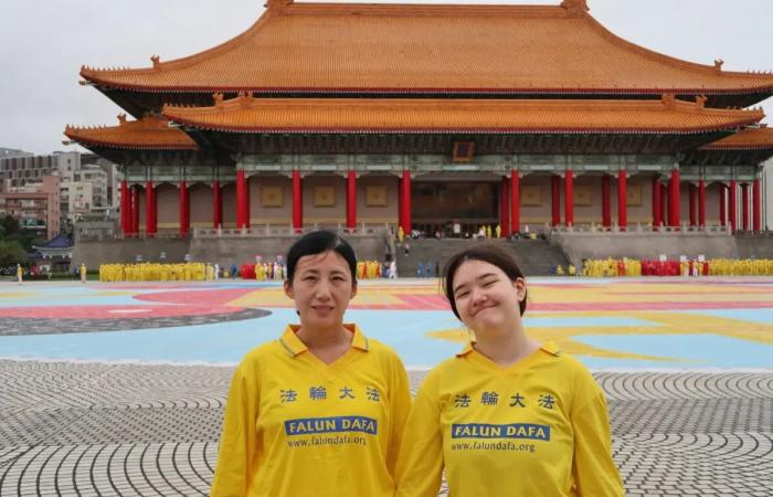 5.300 Menschen bilden das Wahrzeichen von Falun Gong in Taiwan