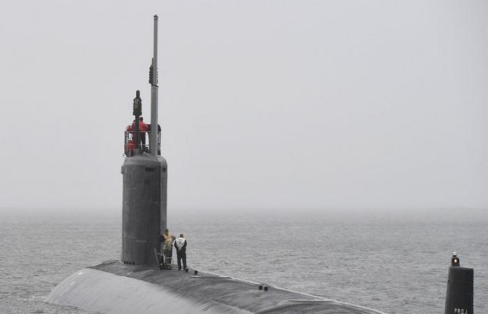 Es misst 115 Meter und wiegt fast 7.800 Tonnen: Ein 22-jähriger Fischer kommt mit seiner Crew zum Heilbuttfang und bringt seine Netze mit … ein Atom-U-Boot