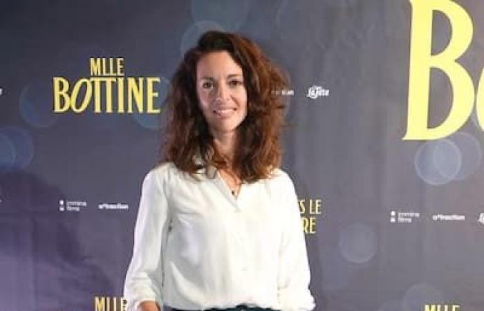 [PHOTOS] Antoine Bertrand und Catherine-Anne Toupin glänzen auf dem roten Teppich bei der Montreal-Premiere des Films „Mlle Bottine“