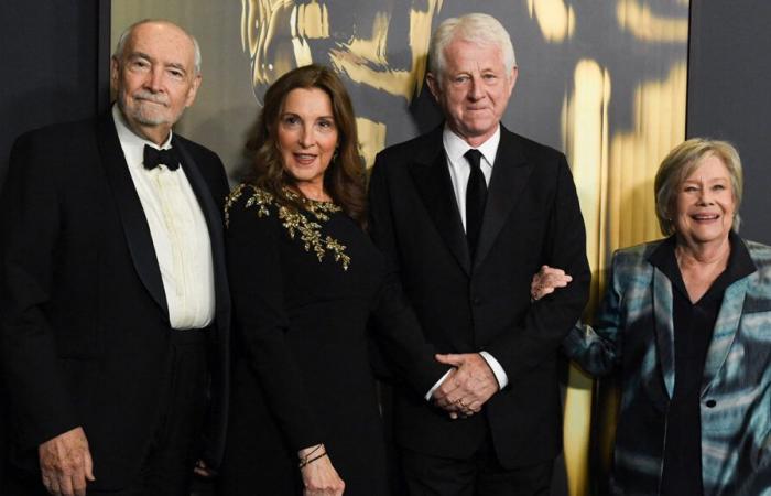 „Oscar Hopefuls Pack Room“ als Bond-Produzenten, Richard Curtis, Juliet Taylor und der verstorbene Quincy Jones werden geehrt