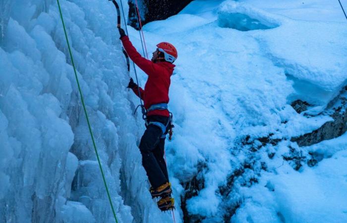 Eisklettern: Welche Zukunft hat dieser Trend in französischen Resorts?