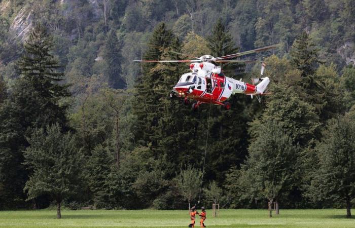 Nachrichten – Val-de-Travers – Helikoptereinsatz in Couvet: Stellen Sie sich auf Lärmbelästigung ein!