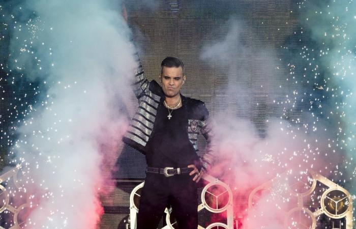 Robbie Williams rechnet mit Take That-Manager Nigel Martin-Smith ab